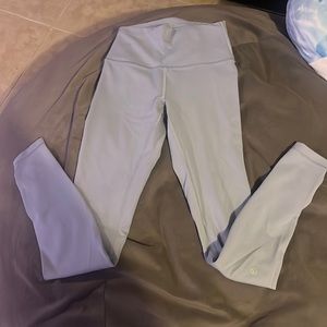Lululemon blue wondertrain leggings | length 28